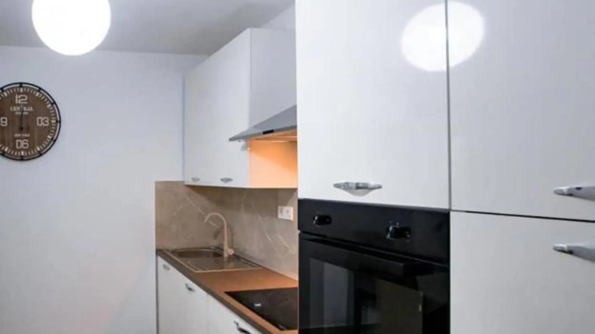Sea View Apartment 1 Rab Town 0*,